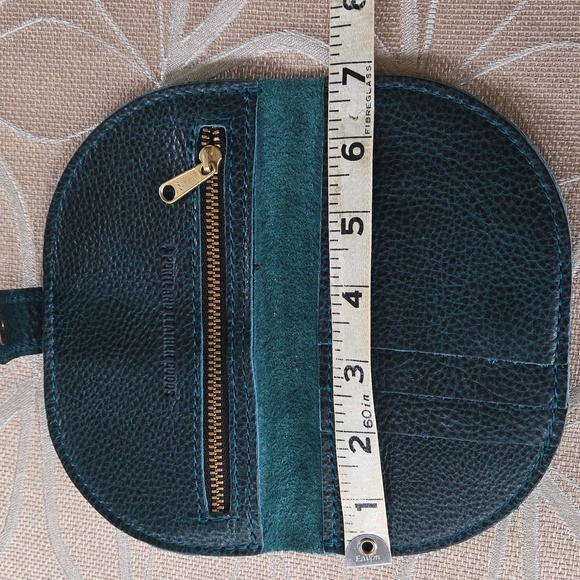 Portland Leather Goods Quesadilla Wallet - Picture 5 of 7